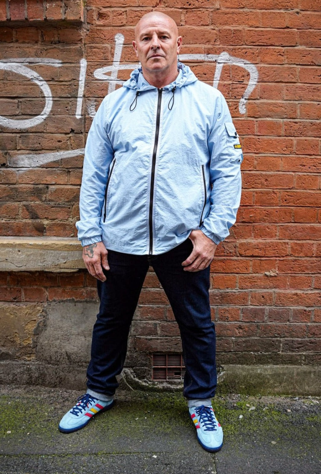 Conte Lightweight Windbreaker :: Sky Blue