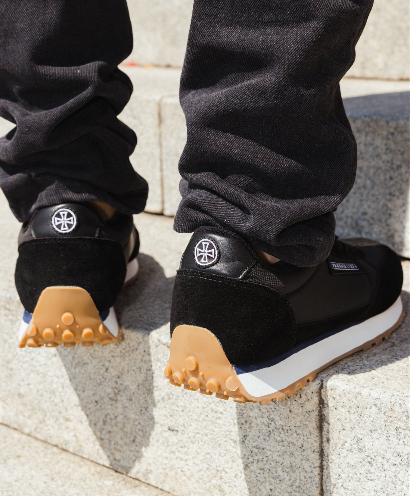 Vittorio Trainers :: Black/White