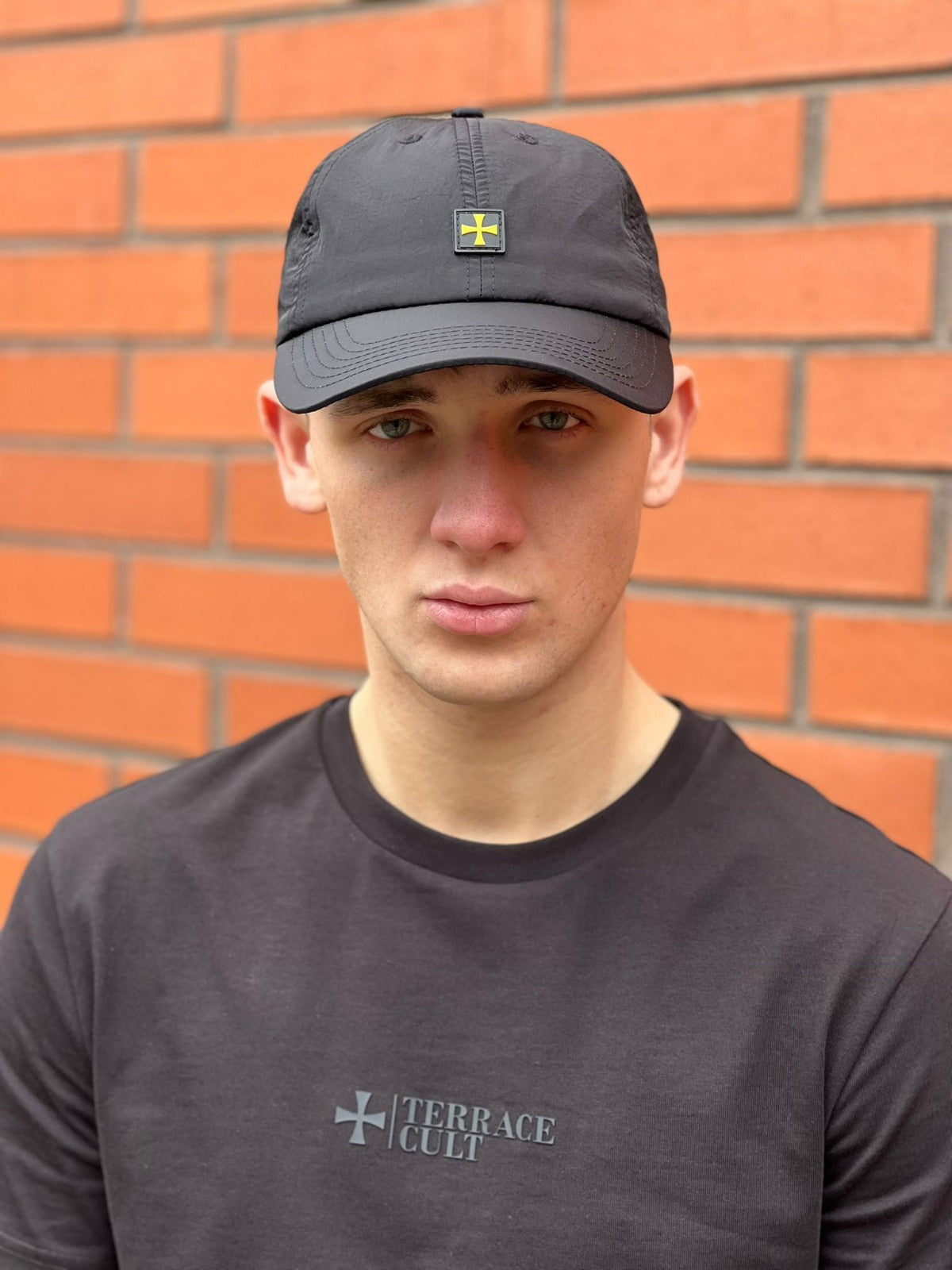 Terrace Nylon Cap :: Black