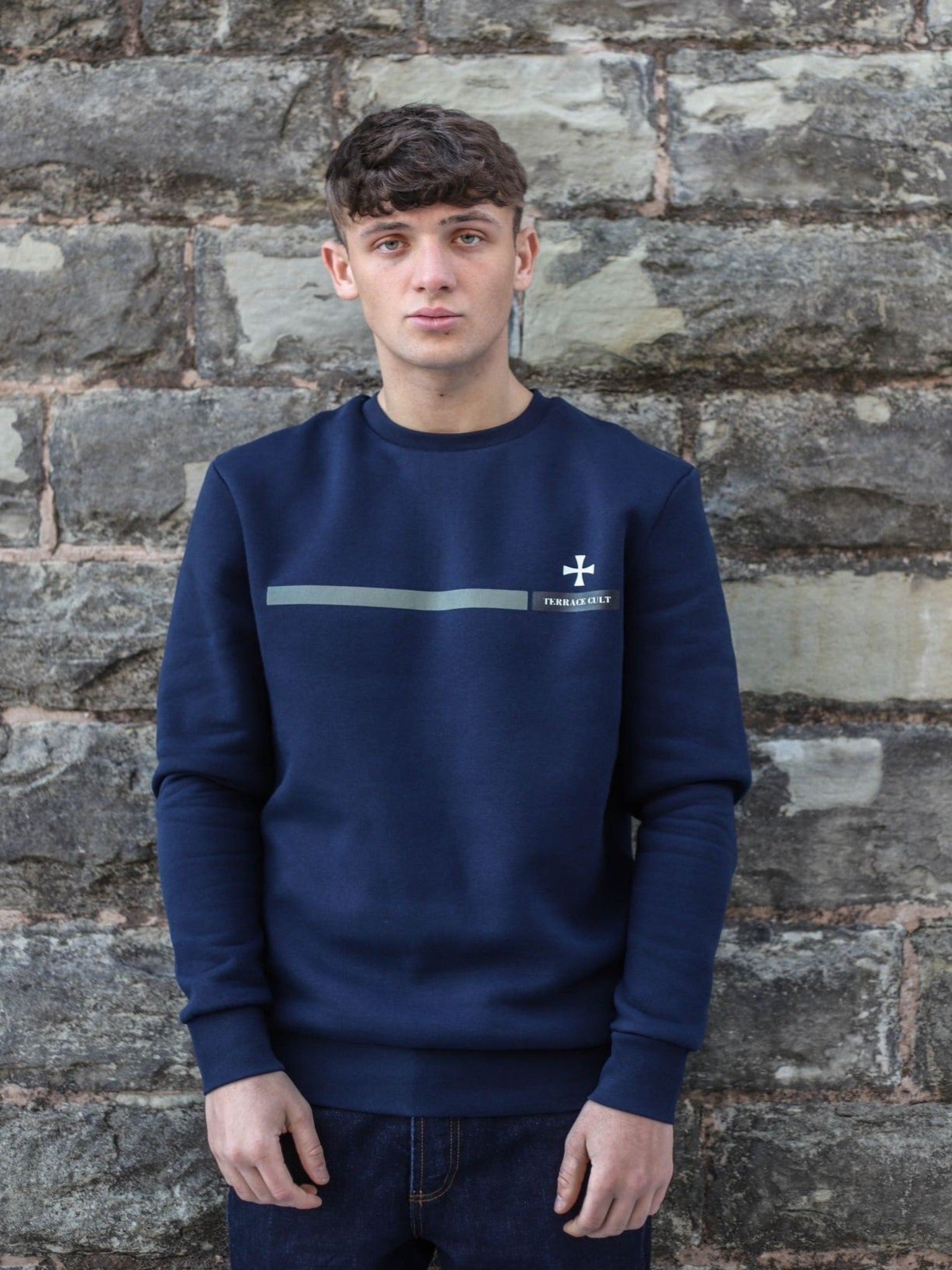 Stripe Graphic Sweater :: Navy